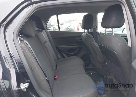 2021 Chevrolet Trax Fwd Ls z USA, uszkodzony, nr VIN KL7CJKSB1MB319077